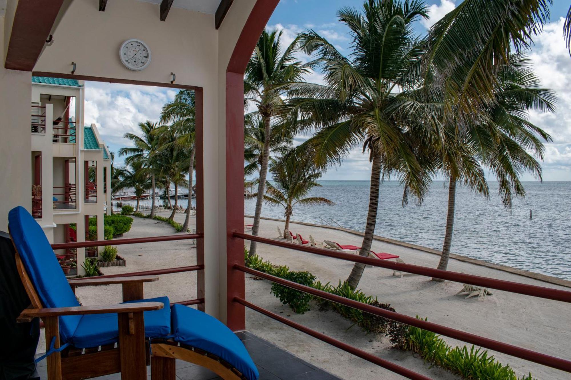 Tres Cocos Resort San Pedro  Eksteriør bilde