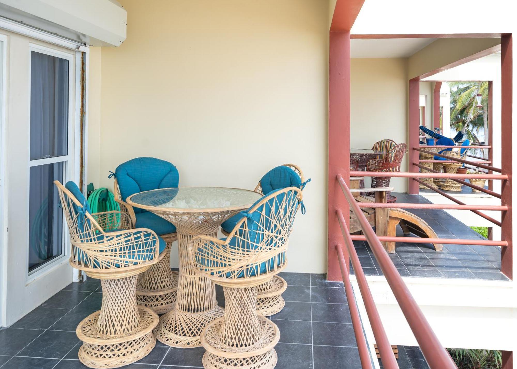 Tres Cocos Resort San Pedro  Eksteriør bilde
